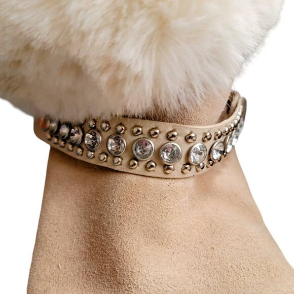 Canyon River Blues Neutral Tan Seude Rhinestone Studs Soft Comfy Winter Booties - Picture 3 of 15